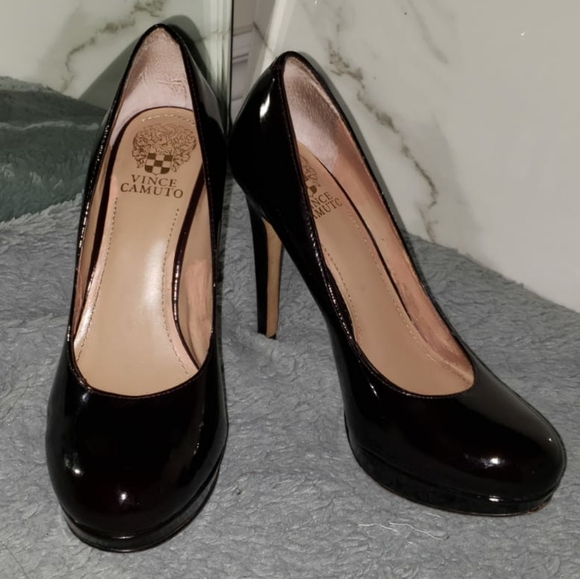 Vince Camuto heels patent leather - Picture 2 of 5